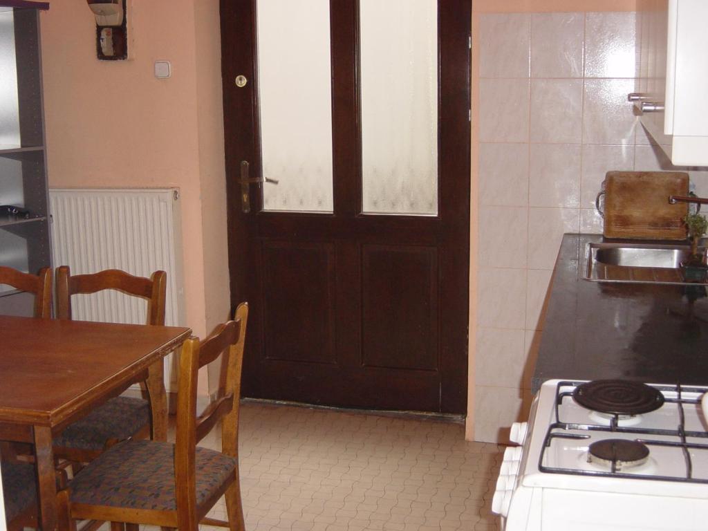 Ringavenue Apartments Boedapest Kamer foto