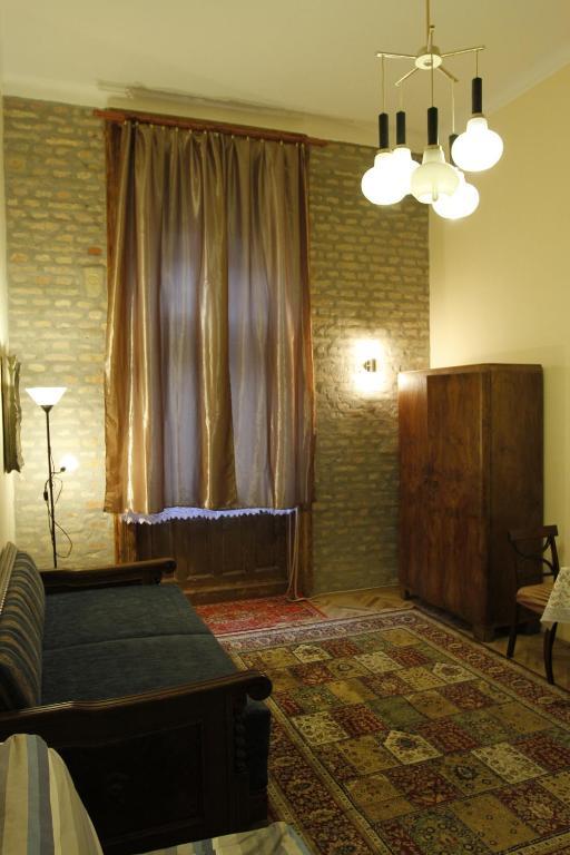 Ringavenue Apartments Boedapest Buitenkant foto
