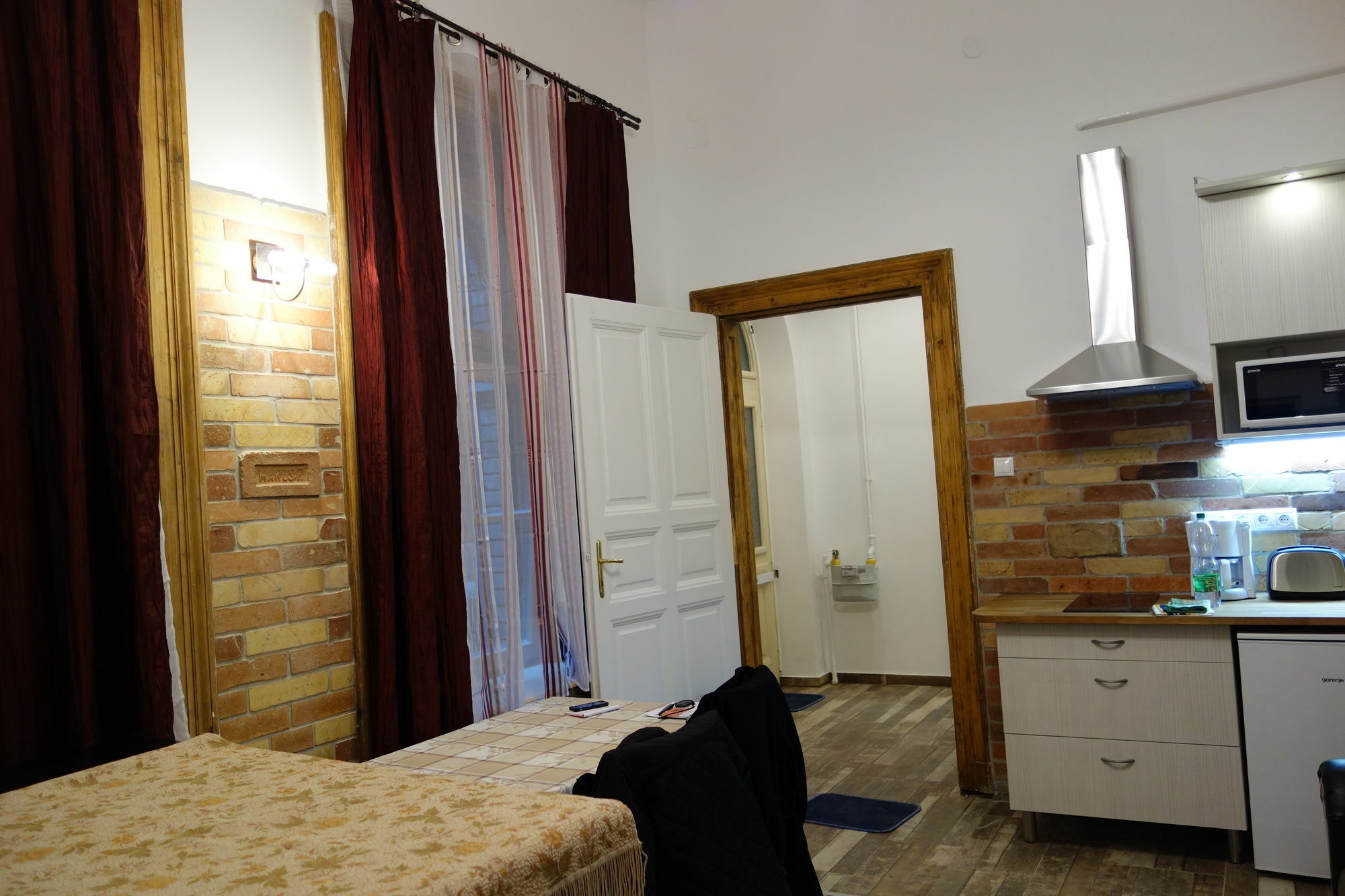 Ringavenue Apartments Boedapest Buitenkant foto
